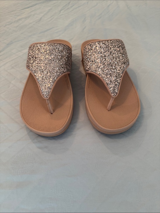 Fitflop Shoes - Glitter Thong Sandals in Rose Gold - Women's Slip-On Flip Flop